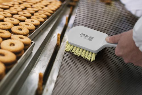 Igeax food industry brush, for cleaning hot surfaces (up to 200°C), white 0.75mm