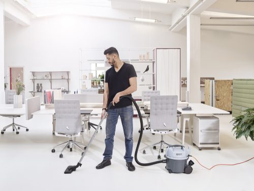 Nilfisk VP300 BASIC HEPA suhi usisavač