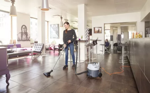 Nilfisk VP300 BASIC HEPA suhi usisavač