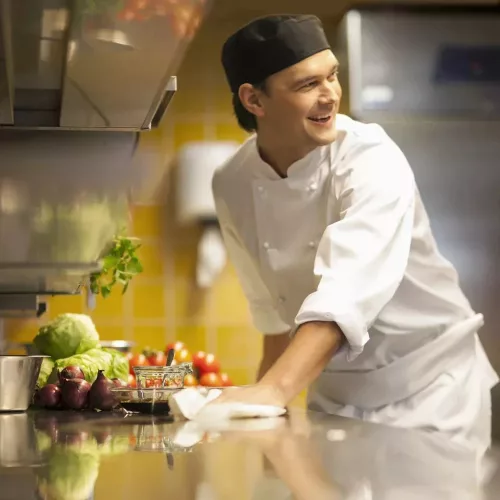 Tork belsőmagos törlőpapír adagoló Fekete