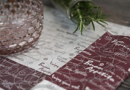 Suport tacamuri Infibra Model cina 2 straturi 38x38 cu servetele albe 125 bucati/pachet